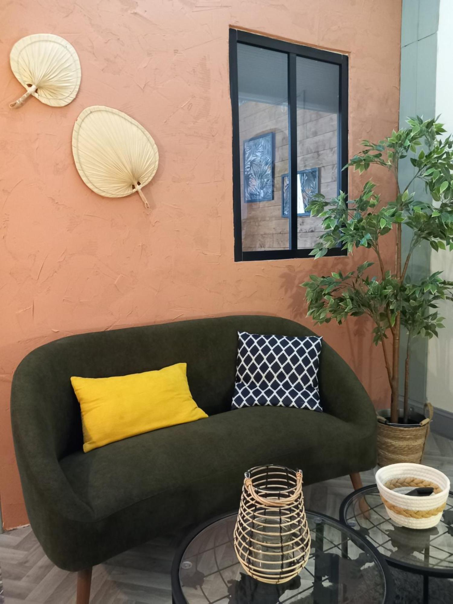 Les Loges Du Theatre Degustation Champagne Offerte Jacuzzi Sauna Jeux Velos Maison Prive 150M2 Historique 14Pers Max Emplacement Exceptionnel Et Chic, 200M De L'Avenue De Champagne, Gare, Musee, Jardins, Restaurations, Toutes Commodites Epernay Luaran gambar