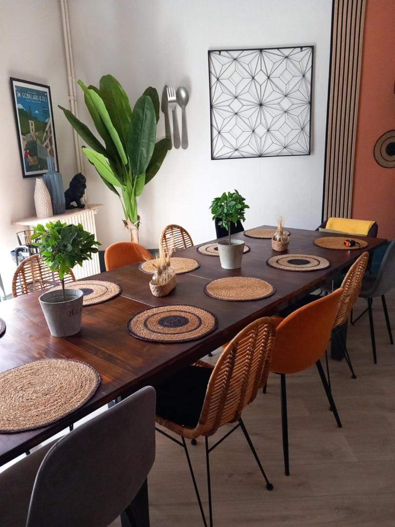 Les Loges Du Theatre Degustation Champagne Offerte Jacuzzi Sauna Jeux Velos Maison Prive 150M2 Historique 14Pers Max Emplacement Exceptionnel Et Chic, 200M De L'Avenue De Champagne, Gare, Musee, Jardins, Restaurations, Toutes Commodites Epernay Luaran gambar